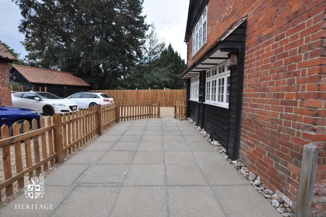 32, Lower Holt Street, Colchester photo 2