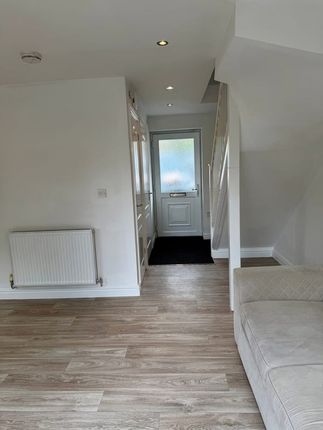 30, Uwch Y Maes, Dolgellau photo 5
