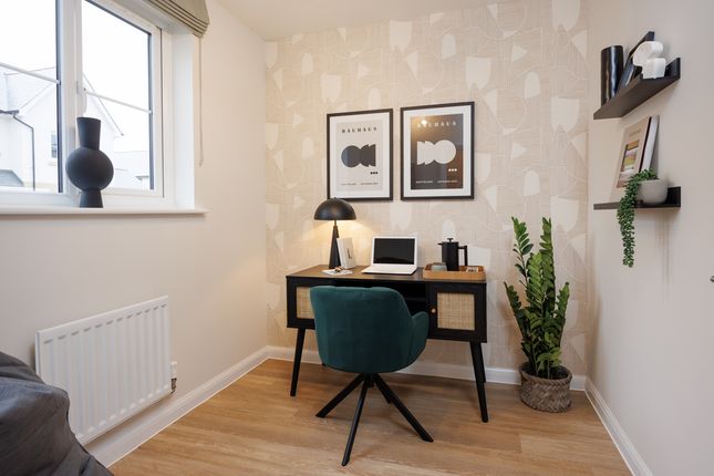 106, Hollingworth Road, Littleborough photo 4