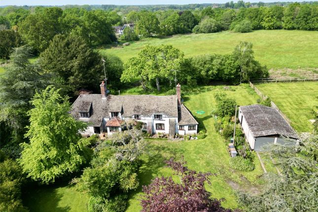 Country house for sale in Salisbury Road, Plaitford, Romsey, Hampshire