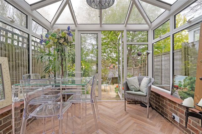 14b Linden Gardens, Tunbridge Wells photo 4
