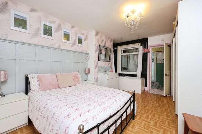 Rose Cottage, 18, Lowtherville Road, Isle of Wight photo 4