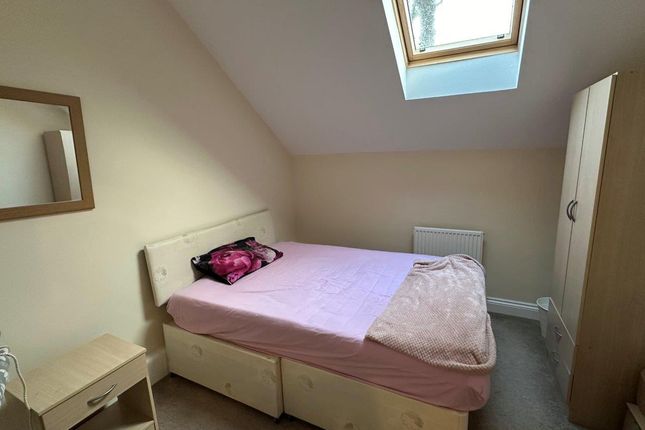 Apt 29, Harrow Court, Middlesbrough photo 5