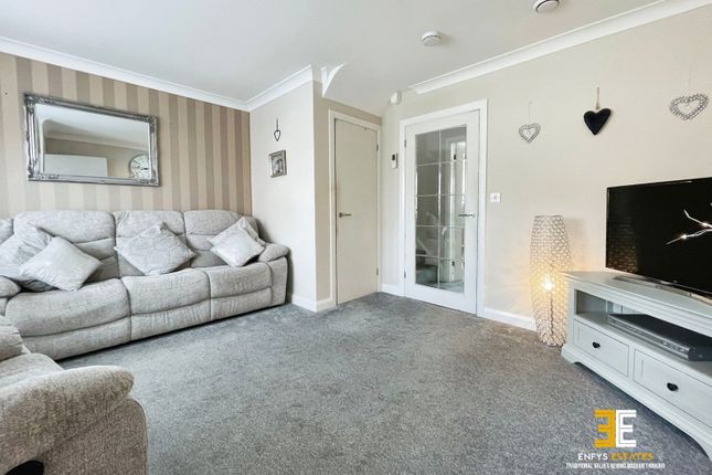 16, Parc Castell, Llandudno Junction photo 2