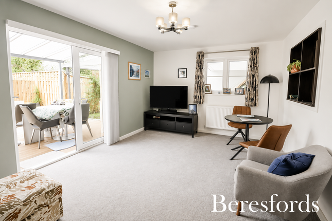 Meadowsweet Way, Colchester photo 4