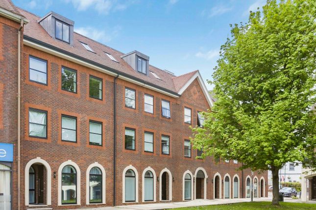 Thumbnail Property to rent in Salisbury Square, Hatfield
