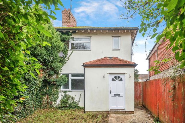 End terrace house for sale in Meadow Lane, Oxford