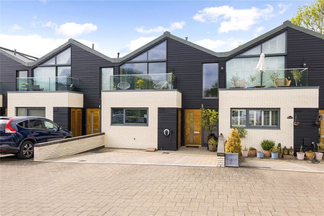 11, Marsworth Wharf, Tring photo 2