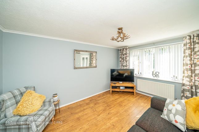 22, Elder Close, Cannock photo 3