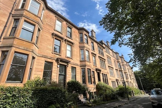 5-bed flat on Flat 2/2, 13, Kelvinside Terrace South, Glasgow, £3,950/mo