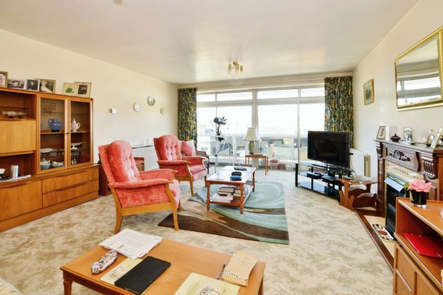 Flat for sale in West Cliff Gardens, Folkestone, Kent