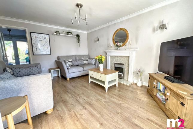 24, Pontymason Court, Newport photo 4