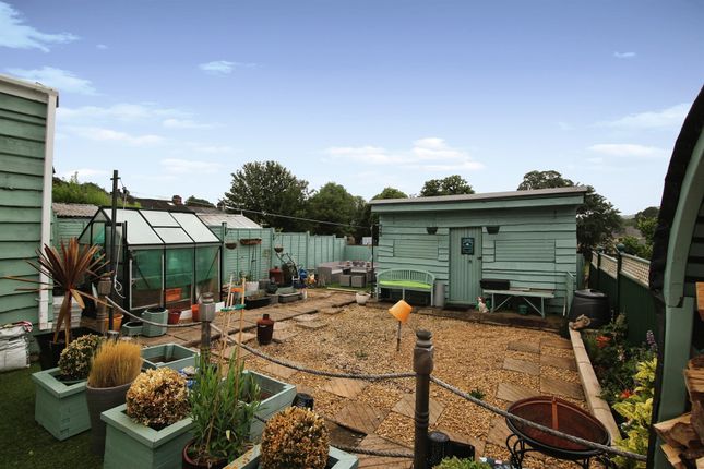 Semi-detached bungalow for sale in Auckland Close, Penmaen, Blackwood