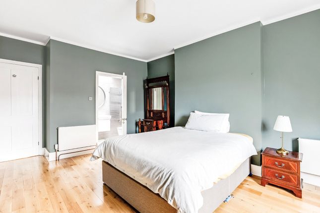 Flat for sale in Greencroft Gardens, South Hampstead, London