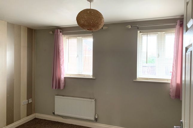 18, Ravensbourne Court, Norton Heights, Stoke-on-Trent photo 4