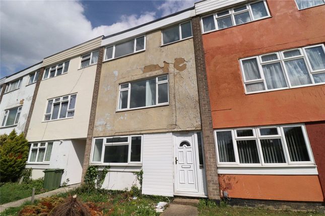 Terraced house to rent in Beehive Lane, Basildon, Essex