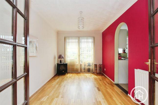 1, Ostend Court, Kemsley photo 3
