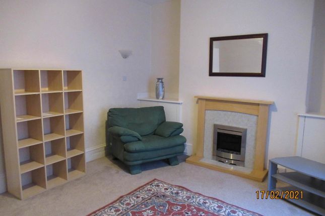 Thumbnail Flat to rent in Raeburn Place, Ground Floor Right, Aberdeen