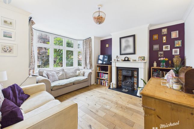 38 Turnfurlong, Aylesbury photo 2