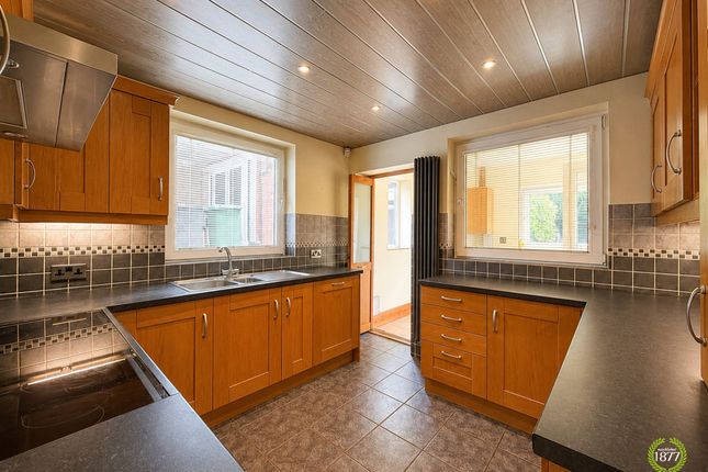 16 Shelley Drive, Accrington photo 4