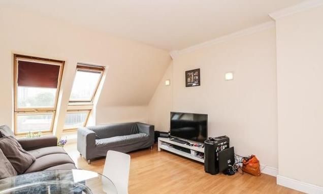 Thumbnail Flat to rent in Hulme Place, London