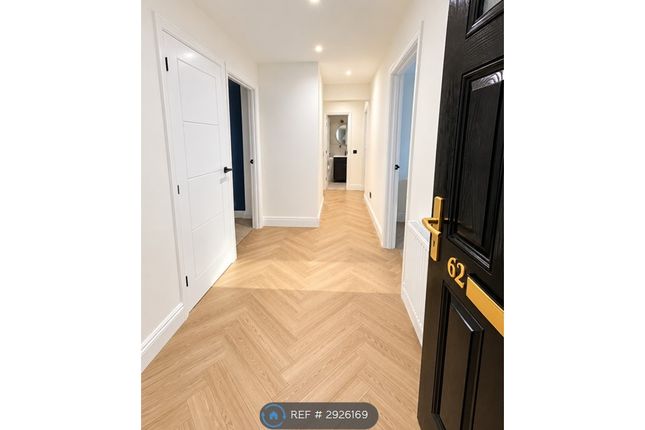 2-bed flat on Harpenden, £2,150/mo
