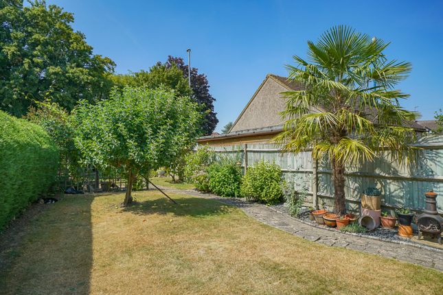 241 Windmill Road, Hemel Hempstead photo 4