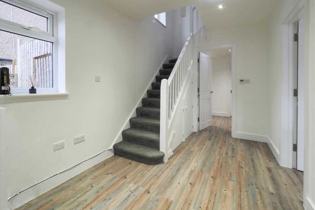 Sandymount Avenue, Stanmore photo 4