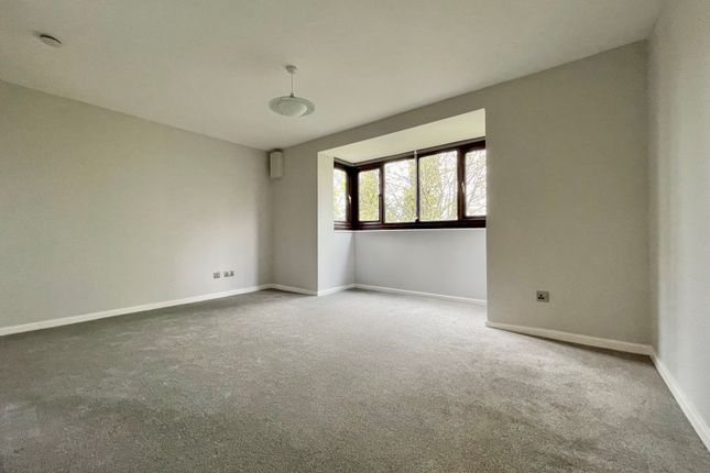 Flat to rent in Haslers Lane, Dunmow