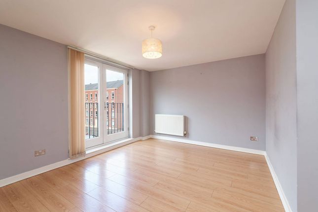 2/4 32 McPhail Street, Glasgow, G40 1AN photo 3