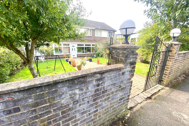 12, Victoria Court, Keighley photo 2
