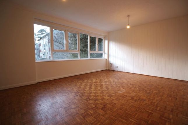 Gladeside Court, WARLINGHAM photo 3