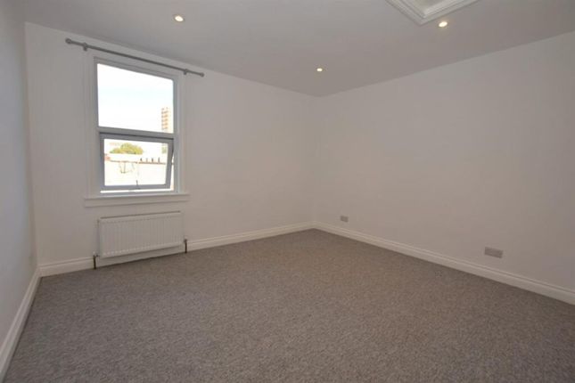 13 Ockley Road, Bognor Regis photo 4