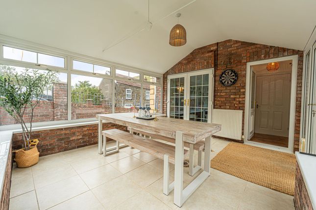 3 Aber Court Glyn Street, Bridgend photo 4