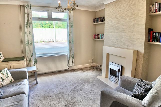 11 Graig View Terrace, Pontypool photo 2