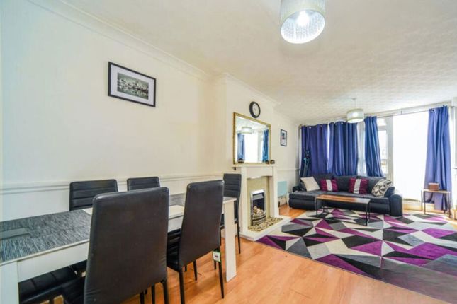2-bed flat on 74, Dartford Street, London, £270,000
