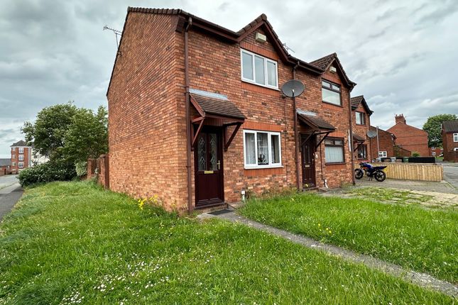 Mews house to rent in Cornwall Grove, Crewe