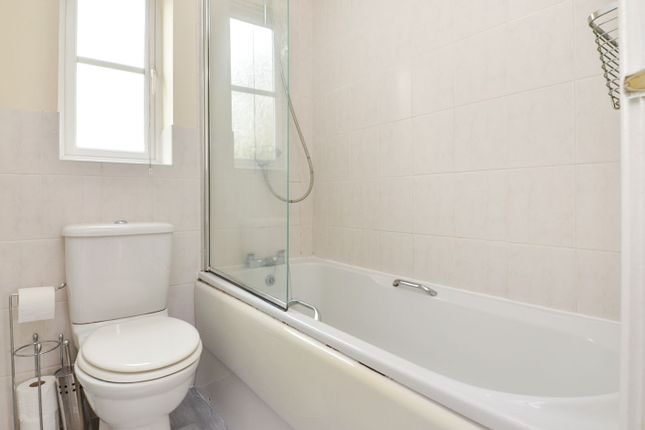 28, Ireton Close, Belper photo 4