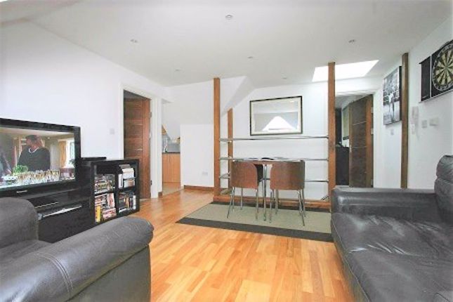 Thumbnail Flat to rent in Canfield Place, South Hampstead, London