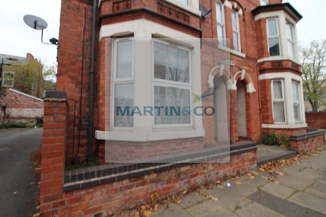 Flat to rent in Ebury Road, Nottingham