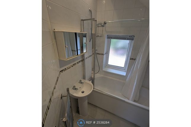 En Suite 2