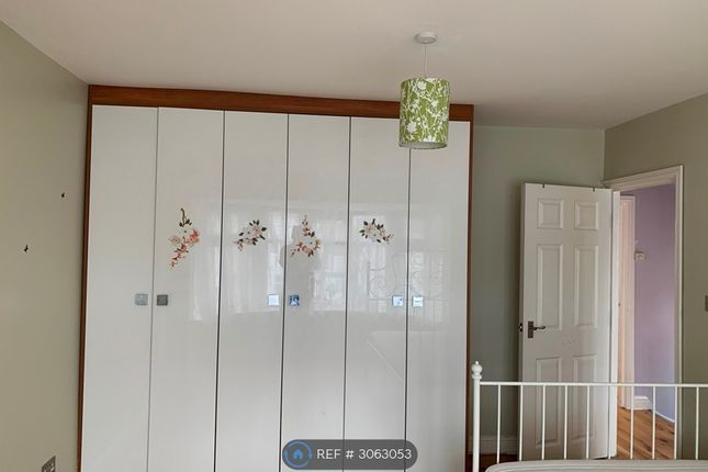 A Cayton Road, Greenford photo 3