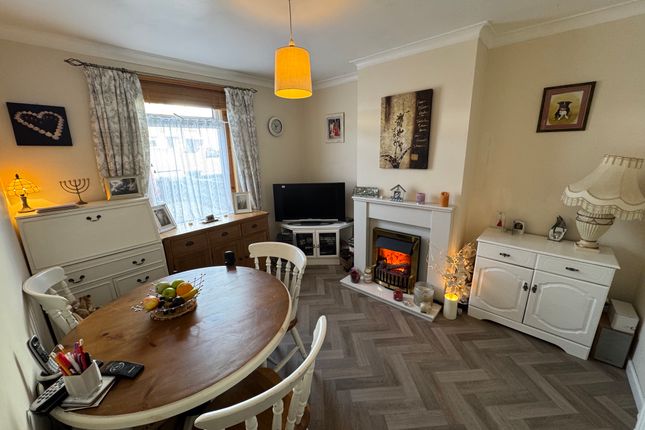 Marlas Road, Bridgend photo 3