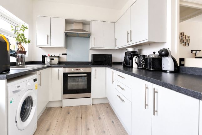 Hunter Road, Thornton Heath photo 5