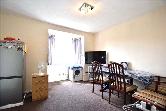 38, Brinkley Place, Essex photo 2
