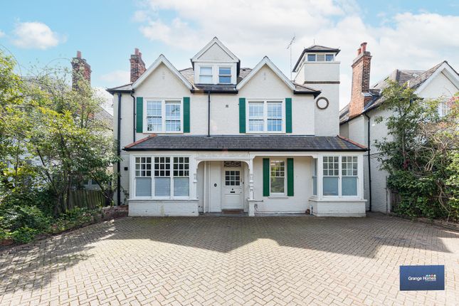 Thumbnail Detached house for sale in Queen Annes Place, Enfield