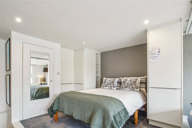 Flat 1, 4, Graham Street, London photo 4