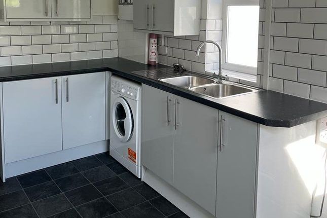 Thumbnail Property to rent in Bryn Y Mor Crescent, Swansea