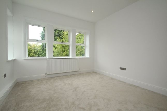Apartment 3, Duchy Villas, 17, Ripon Road, North Yorkshire photo 4