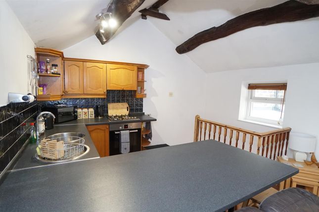 6, Westfield Lane, Bradford photo 5